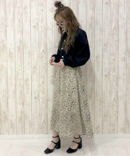 archives e'pice(アルシーヴエピス)の「【限定item!!】アニマル柄フレアスカート(スカート・レディース・アイボリー/オフホワイト/ブラック/ブラウン・MEDIUM)」の6枚目の写真