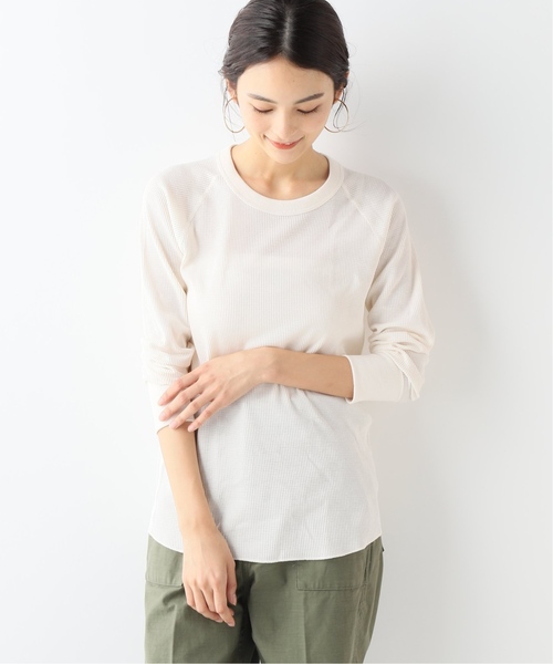 SLOBE IENA(スローブイエナ)の「HANES クルーネックカットソー(Tシャツ/カットソー・レディース・ブラック/グレー/アイボリー・FREE)」の1枚目の写真