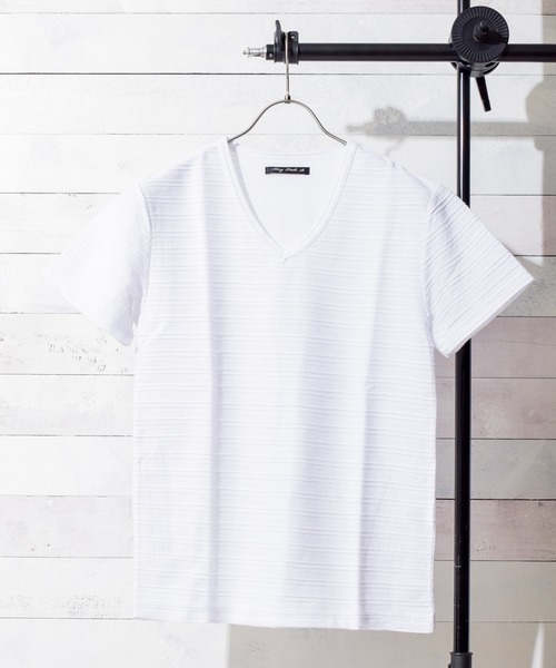 NO WAY(ノーウェイ)の「/タックジャガードVネックTシャツ/(Tシャツ/カットソー・レディース・ホワイト/ブラック/ネイビー/ワインレッド・LARGE/X-LARGE/MEDIUM)」の1枚目の写真