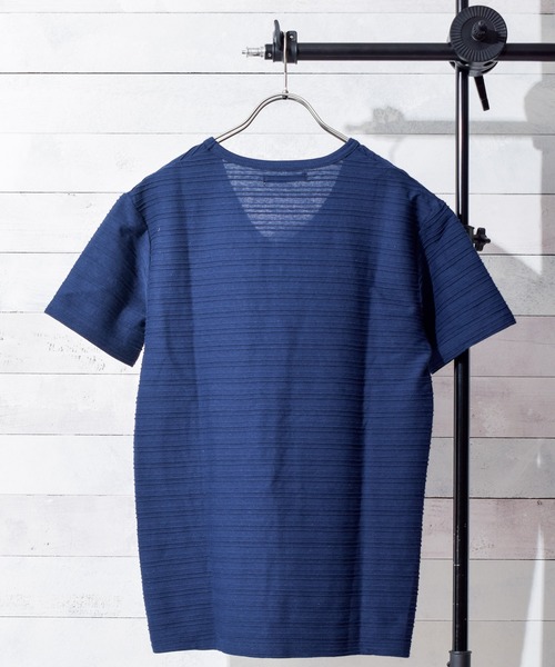 NO WAY(ノーウェイ)の「/タックジャガードVネックTシャツ/(Tシャツ/カットソー・レディース・ホワイト/ブラック/ネイビー/ワインレッド・LARGE/X-LARGE/MEDIUM)」の11枚目の写真