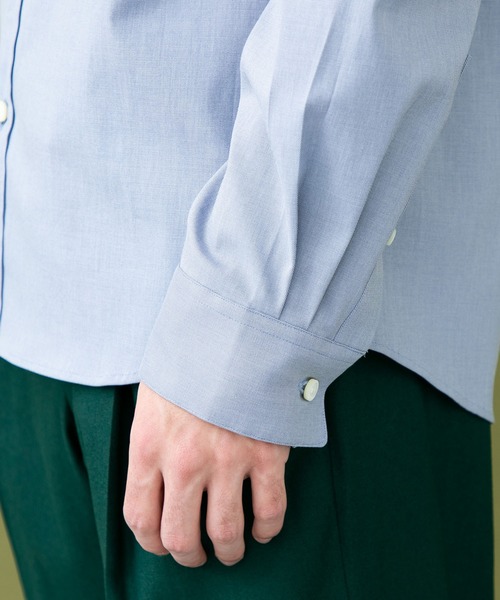 UNITED TOKYO（ユナイテッドトウキョウ）の「シャークスキンバンドカラー（シャツ/ブラウス・メンズ・ホワイト/サックスブルー/グレイッシュベージュ/ブラック・1/2/3）」の13枚目の写真