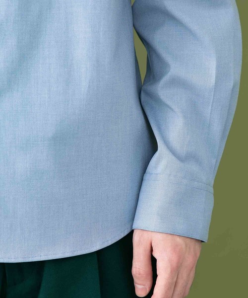 UNITED TOKYO（ユナイテッドトウキョウ）の「シャークスキンバンドカラー（シャツ/ブラウス・メンズ・ホワイト/サックスブルー/グレイッシュベージュ/ブラック・1/2/3）」の9枚目の写真