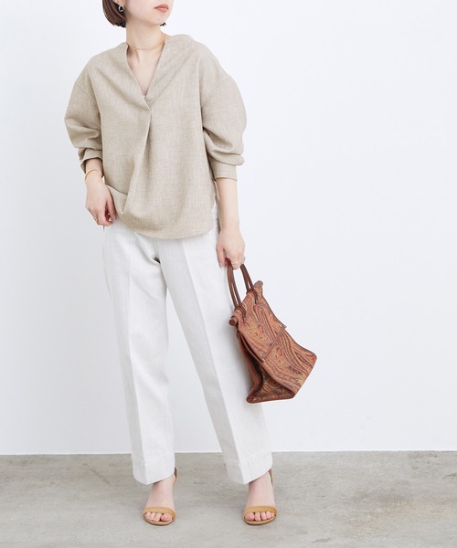 ADAM ET ROPE'（アダムエロペ）の「ツイルスキッパーブラウス（シャツ/ブラウス・レディース・ベージュ/ブラック・FREE）」の6枚目の写真