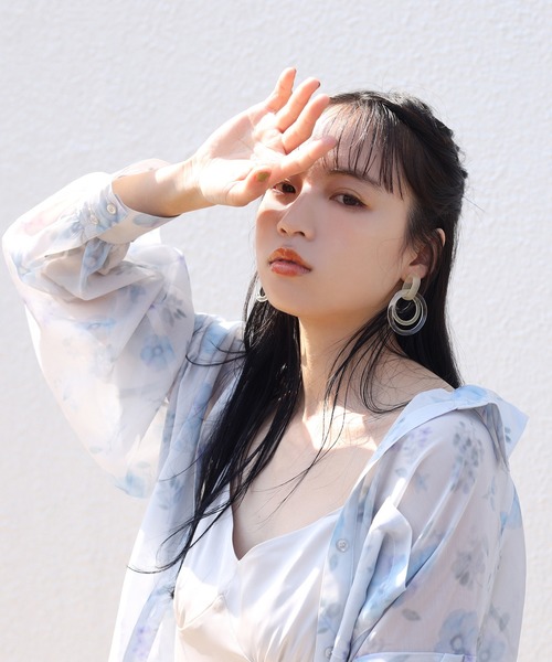 one after another NICE CLAUP（ワンアフターアナザーナイスクラップ）の「オリジナルフラワープリントシャツ（シャツ/ブラウス・レディース・ピンク/ブルー・FREE）」の19枚目の写真