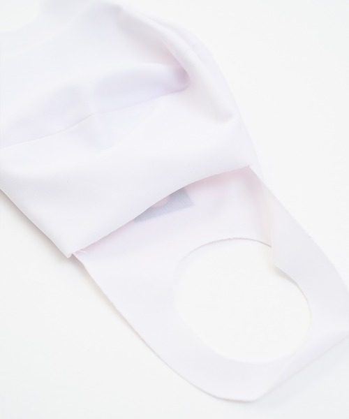 GUACAMOLE（ガカモレ）の「STRETCH MASK  -washable & sustainable- / ストレッチマスク　ウォッシャブル アンド サスティナブル（マスク・レディース・ホワイト/ブラック/イエロー・FREE）」の10枚目の写真