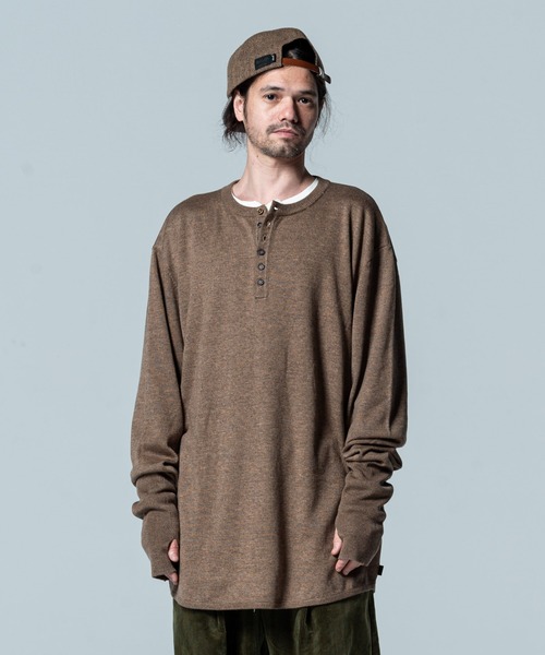 glamb(グラム)の「Creed henry rum knit / クリードヘンリーラムニット(ニット/セーター・メンズ・ホワイト/ベージュ/グレー/ブラック・L/M/S)」の4枚目の写真