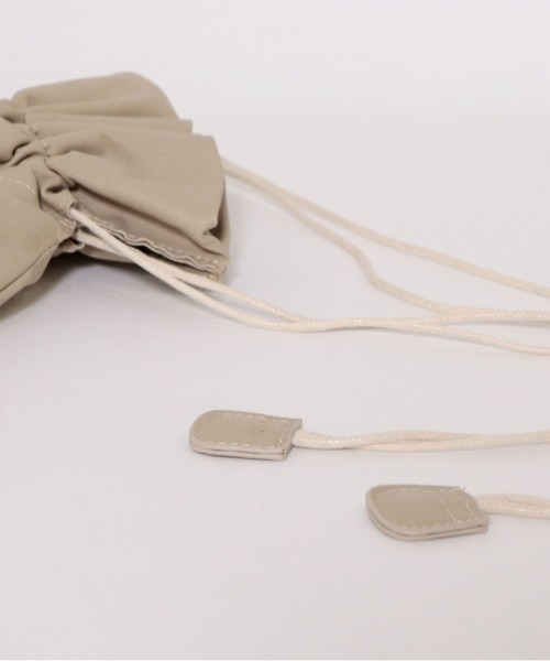 archives（アルシーヴ）の「イージー巾着（ショルダーバッグ・レディース・ブラック/ベージュ/パイソン・FREE）」の8枚目の写真