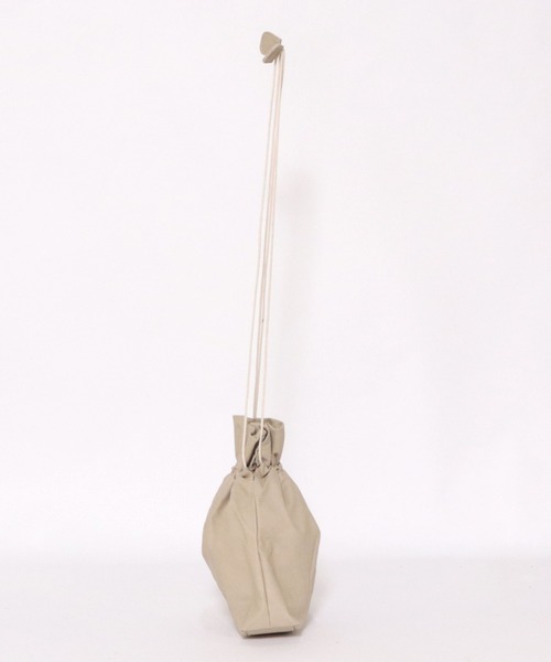 archives（アルシーヴ）の「イージー巾着（ショルダーバッグ・レディース・ブラック/ベージュ/パイソン・FREE）」の4枚目の写真