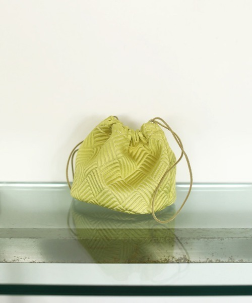 TODAYFUL（トゥデイフル）の「サテンジャガードパース（ハンドバッグ・レディース・パープル/キナリ/グリーン系その他/ミント・FREE）」の3枚目の写真