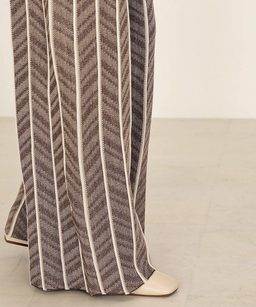 Bab（バブ）の「【WEB限定】ヘリンボーンジャガードニットパンツ（その他パンツ・レディース・ブラック/ベージュ/モカ・FREE）」の9枚目の写真