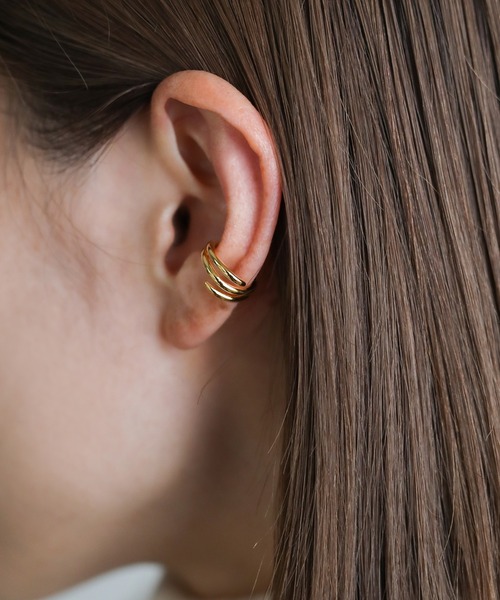 select MOCA（セレクトモカ）の「ラインデザインイヤーカフ（イヤーカフ・レディース・シルバー/ゴールド・FREE）」の2枚目の写真