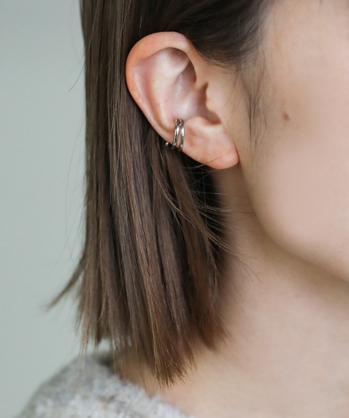select MOCA（セレクトモカ）の「ラインデザインイヤーカフ（イヤーカフ・レディース・シルバー/ゴールド・FREE）」の3枚目の写真