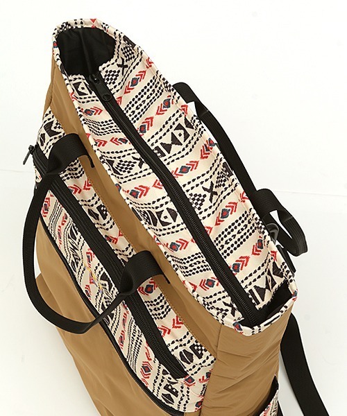 MEI(メイ)の「MEIト-トリュック(トートバッグ・レディース・キャメル/カーキ・FREE)」の18枚目の写真