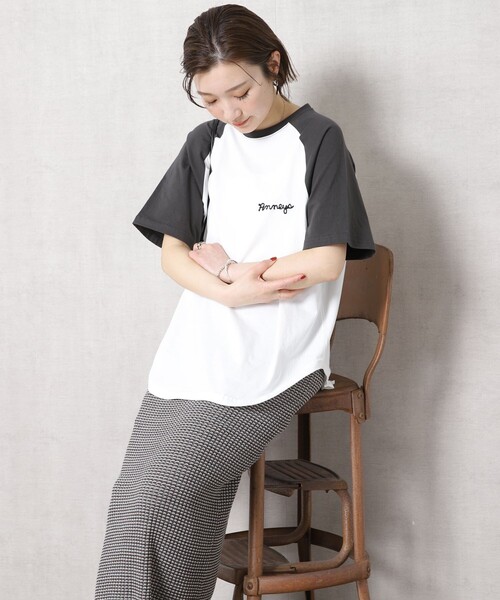 FREAK'S STORE（フリークスストア）の「▽【WEB限定】PENNEYS/ペニーズ　別注ラグラン配色Tシャツ（Tシャツ/カットソー・レディース・ホワイト/グリーン/ベージュ/グレー/レッド・ﾌﾘ-）」の2枚目の写真