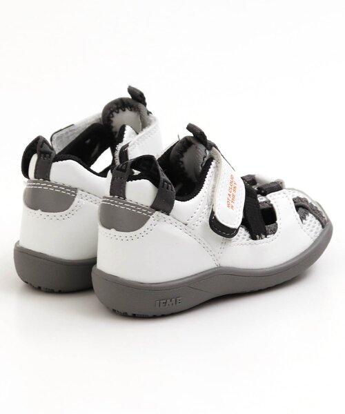 IFME（イフミー）の「/IFME(イフミー)コラボ水抜きサンダル（サンダル・キッズ・ブラック/カーキ/ネイビー/オフホワイト・13.5/15 /19/14/17/18/13/16/14.5）」の10枚目の写真