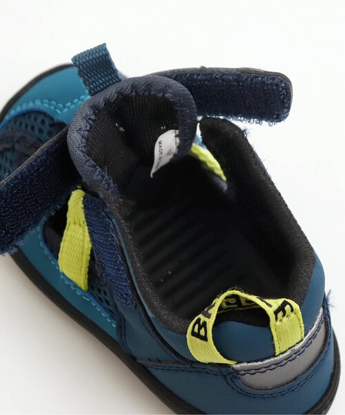IFME（イフミー）の「/IFME(イフミー)コラボ水抜きサンダル（サンダル・キッズ・ブラック/カーキ/ネイビー/オフホワイト・13.5/15 /19/14/17/18/13/16/14.5）」の6枚目の写真