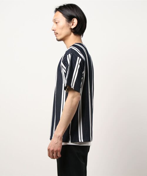 PLUS ONE（プラスワン）の「【PLUS ONE】ストライプレイヤードTシャツ（アンサンブル・メンズ・ブラック/ベージュ/ネイビー・M/L/XL）」の5枚目の写真