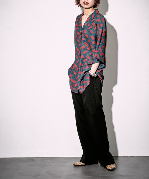 PUBLUX（パブリュクス）の「【PUBLUX/パブリュクス】ウェーブグラフィックオープンカラーシャツ/ユニセックス/総柄シャツ（シャツ/ブラウス・メンズ・ブラック/インディゴブルー/グリーン・ﾌﾘ-）」の8枚目の写真