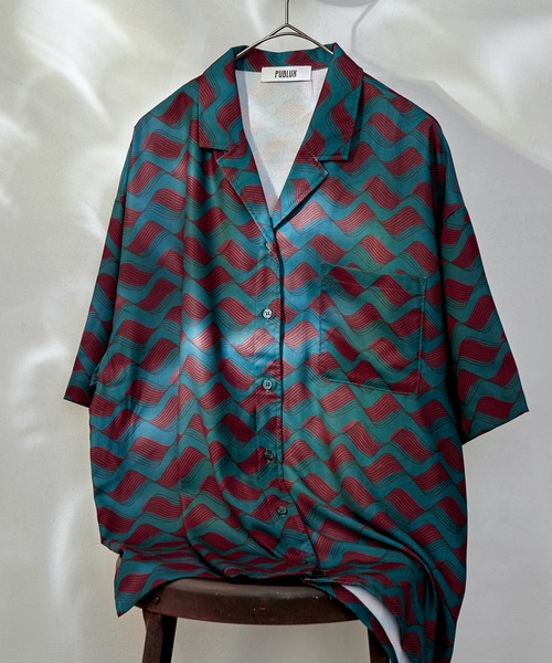 PUBLUX（パブリュクス）の「【PUBLUX/パブリュクス】ウェーブグラフィックオープンカラーシャツ/ユニセックス/総柄シャツ（シャツ/ブラウス・メンズ・ブラック/インディゴブルー/グリーン・ﾌﾘ-）」の20枚目の写真