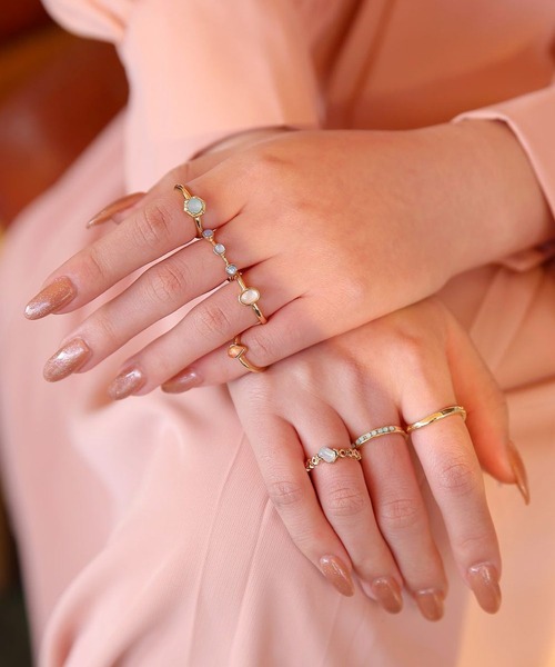 florist（フローリスト）の「【4種展開】カラーストーンセットリング（リング・レディース・ゴールド系その他2/ゴールド系その他3/ゴールド系その他4/ゴールド系その他5・FREE）」の3枚目の写真