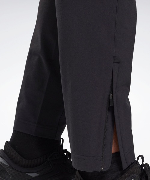 Reebok(リーボック)の「ユナイテッド バイ フィットネス アスリート パンツ / United By Fitness Athlete Pants(スウェットパンツ・メンズ・ブラック・MEDIUM/X-LARGE/SMALL/X-SMALL/LARGE/XX-LARGE)」の4枚目の写真