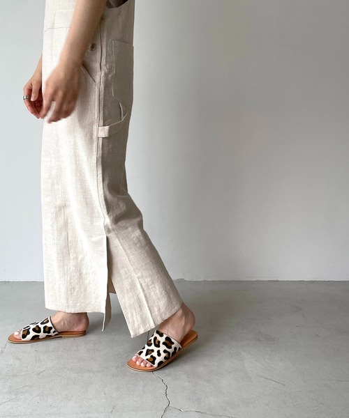 CANAL JEAN（キャナルジーン）の「from Lagoon(フロムラグーン) スエードペタサンダル（サンダル・レディース・ベージュ/ネイビー/ブラウン/レオパード・36/37/39）」の4枚目の写真