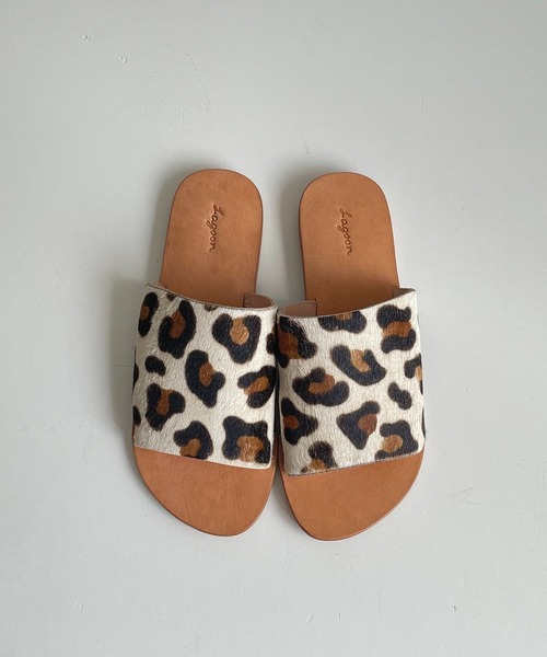 CANAL JEAN（キャナルジーン）の「from Lagoon(フロムラグーン) スエードペタサンダル（サンダル・レディース・ベージュ/ネイビー/ブラウン/レオパード・36/37/39）」の6枚目の写真