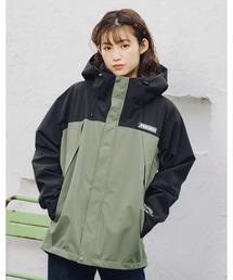 MILKFED. | BACK LOGO BICOLOR MOUNTAIN PARKA(マウンテンパーカー)