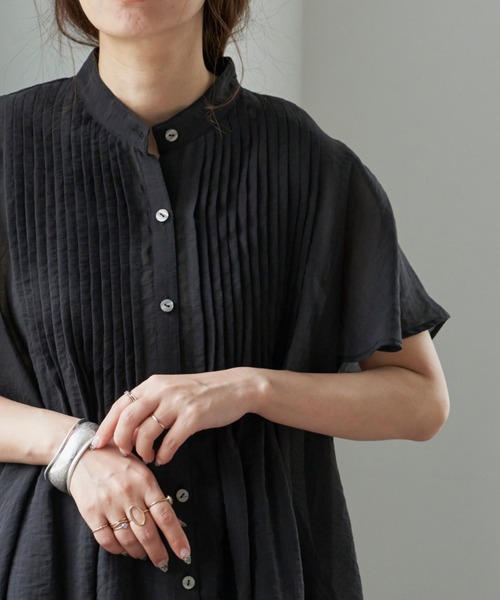 Libra Cue(リブラ キュー)の「ハーフスリーブピンタックブラウス(シャツ/ブラウス・レディース・ホワイト/ブラック/グレー・FREE)」の20枚目の写真