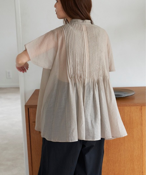 Libra Cue(リブラ キュー)の「ハーフスリーブピンタックブラウス(シャツ/ブラウス・レディース・ホワイト/ブラック/グレー・FREE)」の18枚目の写真