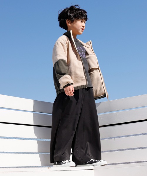 ARCH & LINE(アーチアンドライン)の「フリース ジップアップジャケット RETRO TREKING JACKET(ブルゾン・キッズ・グレー/ブラック/ベージュ・XL/M/S/L)」の14枚目の写真