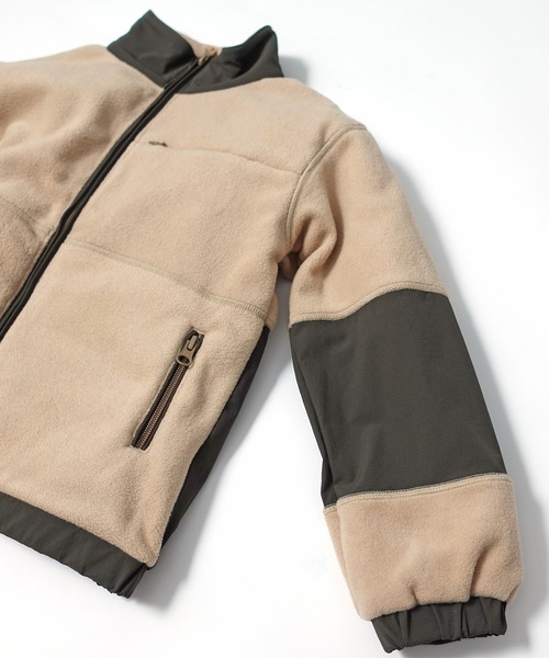 ARCH & LINE(アーチアンドライン)の「フリース ジップアップジャケット RETRO TREKING JACKET(ブルゾン・キッズ・グレー/ブラック/ベージュ・XL/M/S/L)」の8枚目の写真
