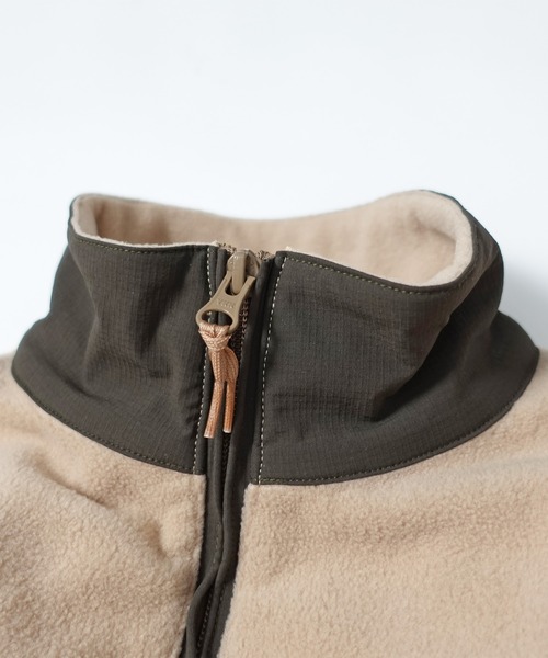 ARCH & LINE(アーチアンドライン)の「フリース ジップアップジャケット RETRO TREKING JACKET(ブルゾン・キッズ・グレー/ブラック/ベージュ・XL/M/S/L)」の10枚目の写真