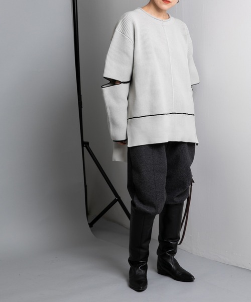 Eimee Law(エイミーロウ)の「配色リンキングスリットスリーブニットTOPS(ニット/セーター・レディース・ライトグレー/ブラウン/ピンク/ブルー・38)」の10枚目の写真