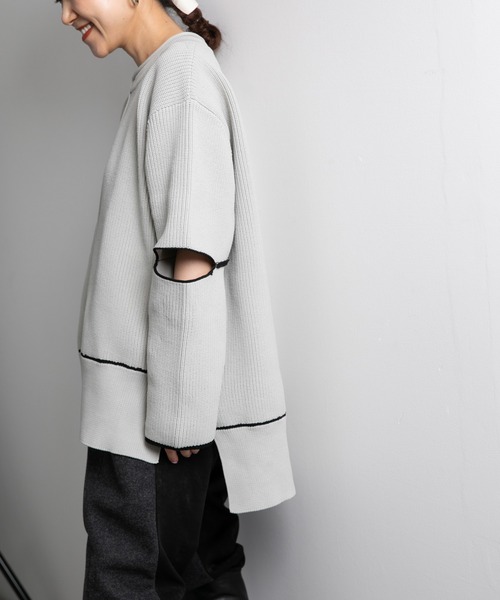 Eimee Law(エイミーロウ)の「配色リンキングスリットスリーブニットTOPS(ニット/セーター・レディース・ライトグレー/ブラウン/ピンク/ブルー・38)」の13枚目の写真