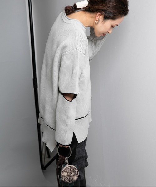 Eimee Law(エイミーロウ)の「配色リンキングスリットスリーブニットTOPS(ニット/セーター・レディース・ライトグレー/ブラウン/ピンク/ブルー・38)」の14枚目の写真