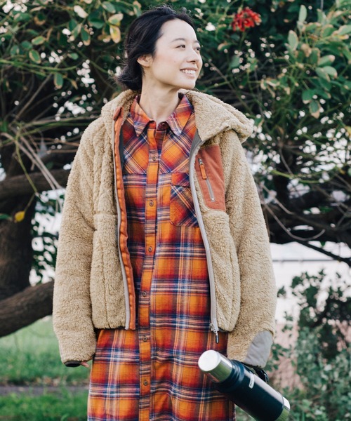 KRIFF MAYER Lady's Collection(クリフメイヤーレディースコレクション)の「シャギーボアフードJK(その他アウター・レディース・ベージュ/カーキ/レンガ/グレー/カラフル/ナチュラル/ネイビー・MEDIUM/LARGE)」の1枚目の写真