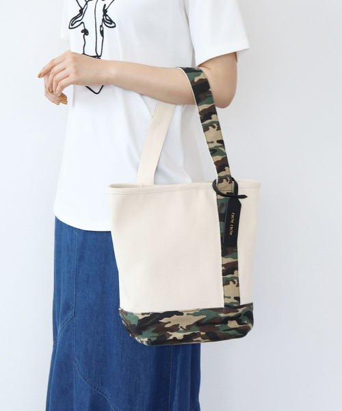 Cepica（セピカ）の「ワンハンドルパーテーショントート（トートバッグ・レディース・レオパード/カモフラージュ/パイソン・FREE）」の12枚目の写真