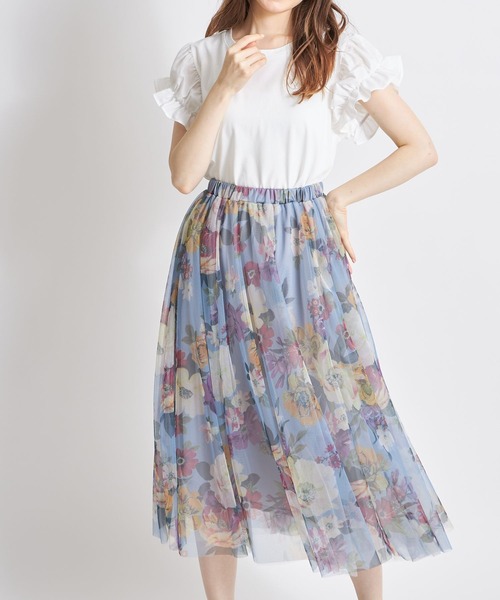 tocco closet(トッコ クローゼット)の「フラワープリントチュールスカート(スカート・レディース・ベージュ/グレー系その他・M)」の3枚目の写真