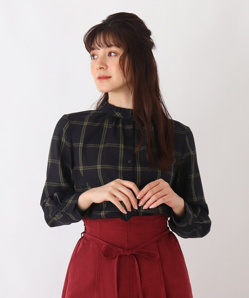 DRESKIP(ドレスキップ)の「◆スタンドちびフリルブラウス(シャツ/ブラウス・レディース・ブラック/オフホワイト/キャメル/ベージュ系その他4/ブラック系1/ピンク系・02/03/04)」の3枚目の写真