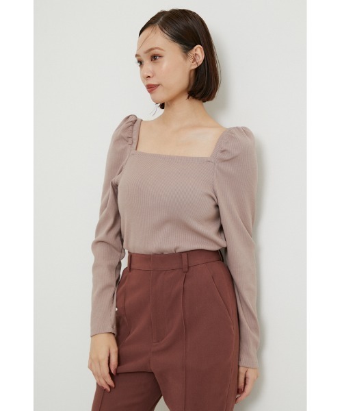 rienda（リエンダ）の「パフショルダーカットトップス（Tシャツ/カットソー・レディース・ブラック/ベージュ/ピンク/グリーン・FREE）」の4枚目の写真