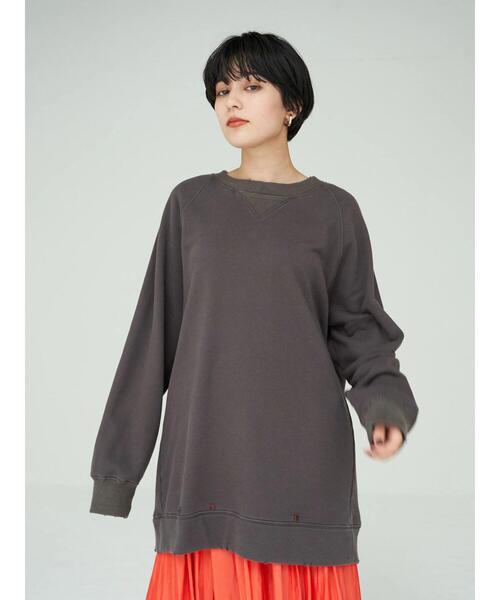 Editt by YECCA VECCA（エディットバイイェッカヴェッカ）の「ダメージ加工BIGスウェット＊（スウェット・レディース・チャコールグレー/ベージュ/杢グレー・FREE）」の12枚目の写真