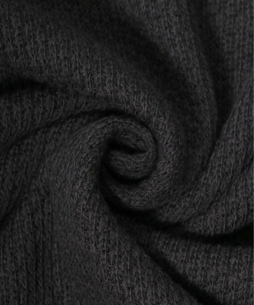 ANPAS(アンパス)の「Low gauge Moss stitch Oversize Sweatshirt/ローゲージ 鹿の子編み オーバーサイズ トレーナー(スウェット・メンズ・ピンク/チャコールグレー/グレイッシュブルー/キナリ・LL/M/L)」の10枚目の写真