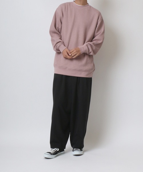 ANPAS(アンパス)の「Low gauge Moss stitch Oversize Sweatshirt/ローゲージ 鹿の子編み オーバーサイズ トレーナー(スウェット・メンズ・ピンク/チャコールグレー/グレイッシュブルー/キナリ・LL/M/L)」の18枚目の写真