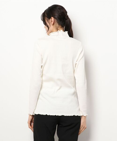 Samansa Mos2（サマンサ モスモス）の「スタンドネックメローリブカットソー（Tシャツ/カットソー・レディース・キナリ/チャコール/ベージュ/モカ・ﾌﾘ-）」の5枚目の写真