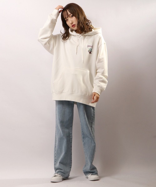 VISION STREET WEAR（ヴィジョンストリートウェア）の「VISION STREET WEAR シューズイラスト＆コミックキャラ 裏毛プルオーバーパーカー（パーカー・メンズ・パープル/チャコールグレー/チャコール/アイボリー/ホワイト/グリーン・LL/L/M）」の16枚目の写真