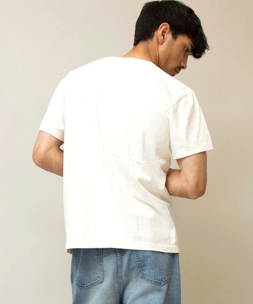 Johnbull（ジョンブル）の「【GOOD ROCK SPEED×JOHNBULL】ショートスリーブTシャツ(CARNAVAL)（Tシャツ/カットソー・メンズ・ホワイト/チャコールグレー/ベージュ・SMALL/MEDIUM/LARGE/X-LARGE）」の6枚目の写真