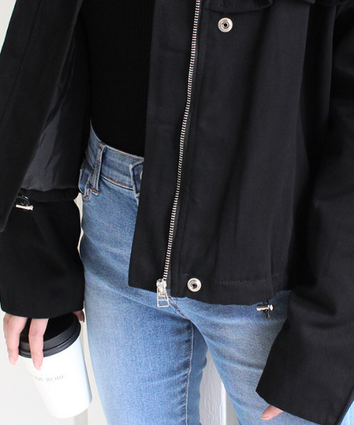 MODE ROBE（モードローブ）の「フリルデザインジャケット（ブルゾン・レディース・ブラック/ベージュ・FREE）」の15枚目の写真