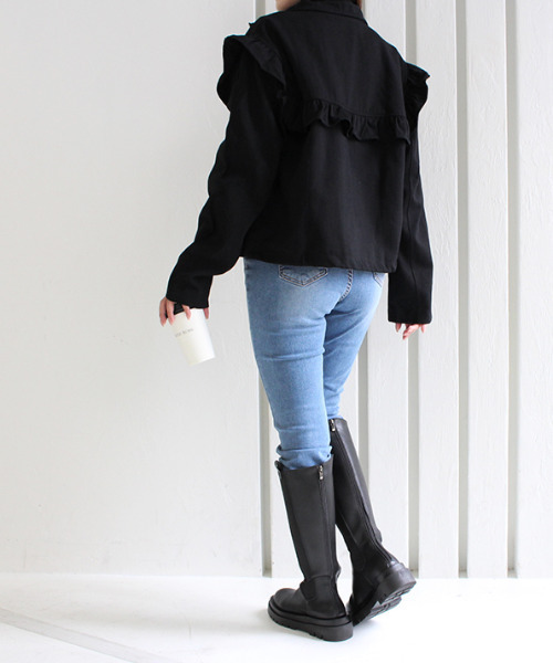 MODE ROBE（モードローブ）の「フリルデザインジャケット（ブルゾン・レディース・ブラック/ベージュ・FREE）」の16枚目の写真