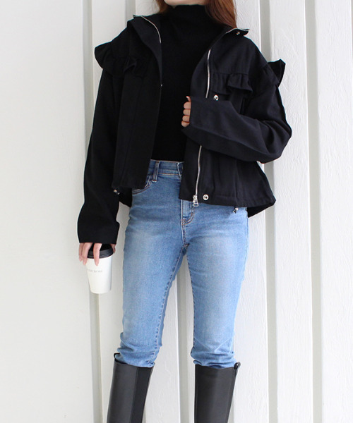 MODE ROBE（モードローブ）の「フリルデザインジャケット（ブルゾン・レディース・ブラック/ベージュ・FREE）」の17枚目の写真